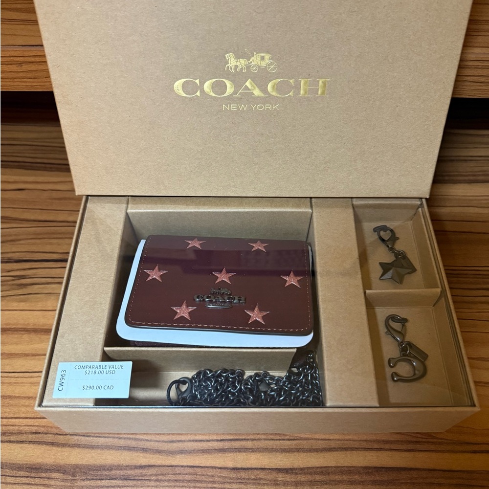 $218 Retail Coach Wallet Gift Set W/ Gun metal Crossbody Chain/2 Charms/Gift Box